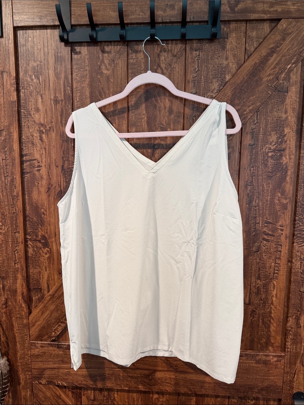 Eddie Bauer V-Neck Sleeveless Tank Top - Cream